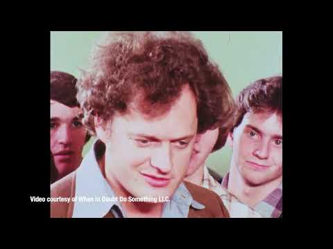 Harry Chapin speaks with high school students about hunger and making a difference. Video courtesy of When in Doubt Do Something LLC