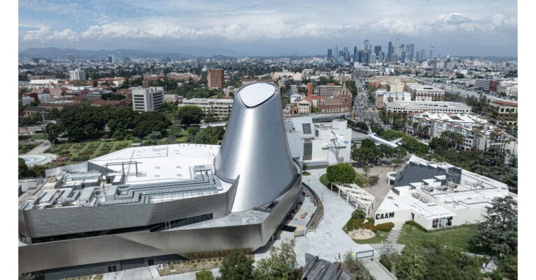 CALIFORNIA SCIENCE CENTER REACHES MAJOR MILESTONE FOR THE FUTURE SAMUEL OSCHIN AIR AND SPACE CENTER WITH THE COMPLETION OF BUILDING CONSTRUCTION