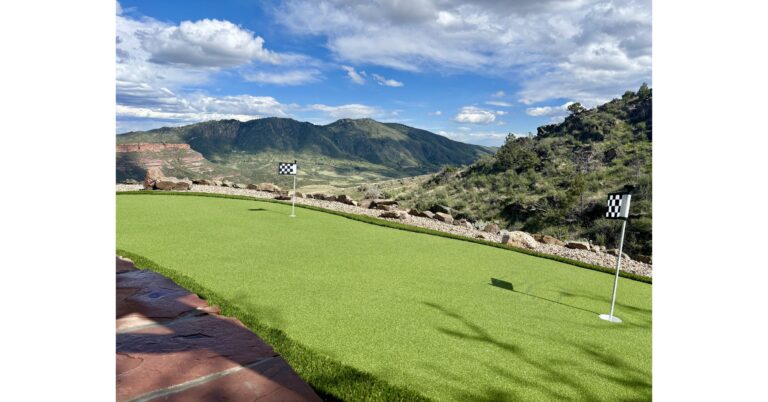 Synthetic Grass Putting Green Adds Perfect Finish to Colorado Mountain Retreat Synthetic Grass Putting Green Adds Perfect Finish to Colorado Mountain Retreat