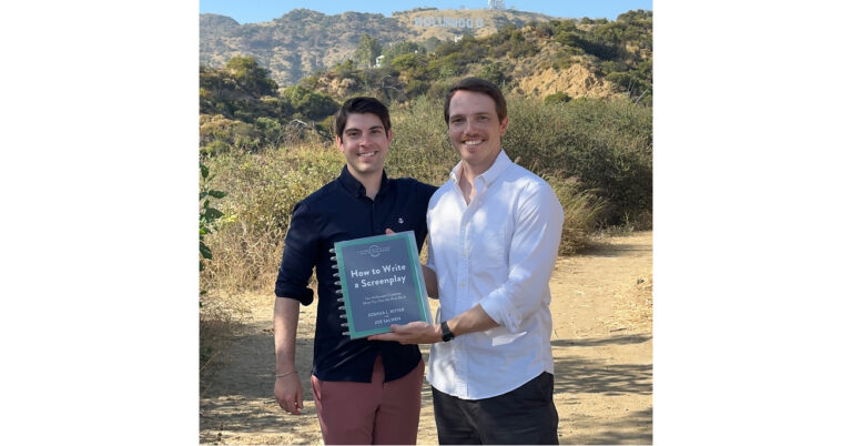 HOLLYWOOD EXECS LAUNCH INTERACTIVE GUIDE TO WRITING A SCREENPLAY
