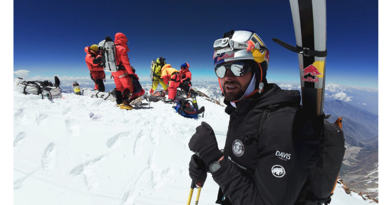 Poland’s Andrzej Bargiel Skis First Continuous Oxygen-Free Descent Of Nanga Parbat
