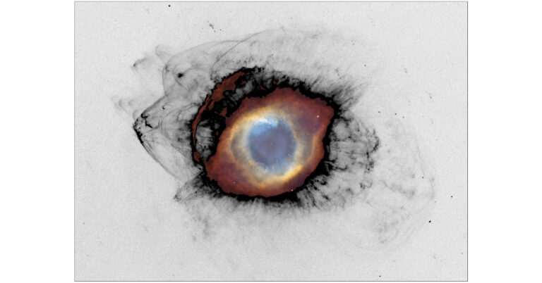 New image reveals how dying stars return the ingredients of life to space New image reveals how dying stars return the ingredients of life to space