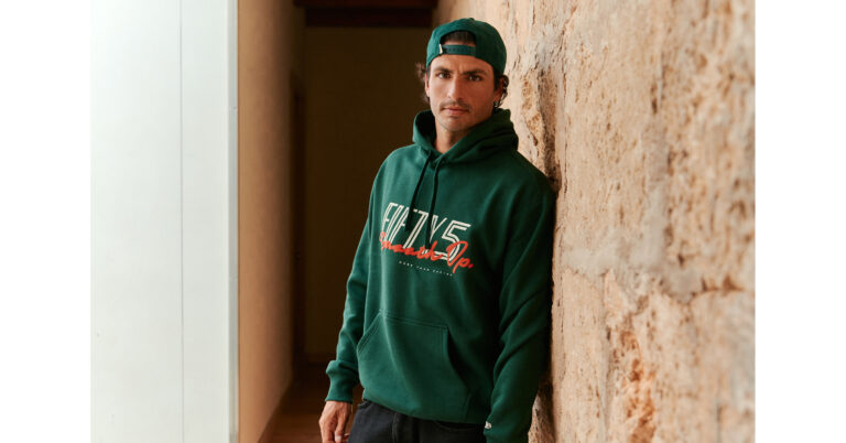 NEW ERA UNVEILS HEADWEAR AND APPAREL COLLABORATION WITH TEAM FIFTY5, BY CARLOS SAINZ