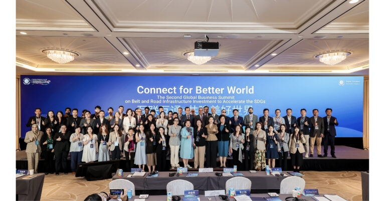 The Second Global Business Summit on BRI Infrastructure to Accelerate the SDGs Held in Singapore